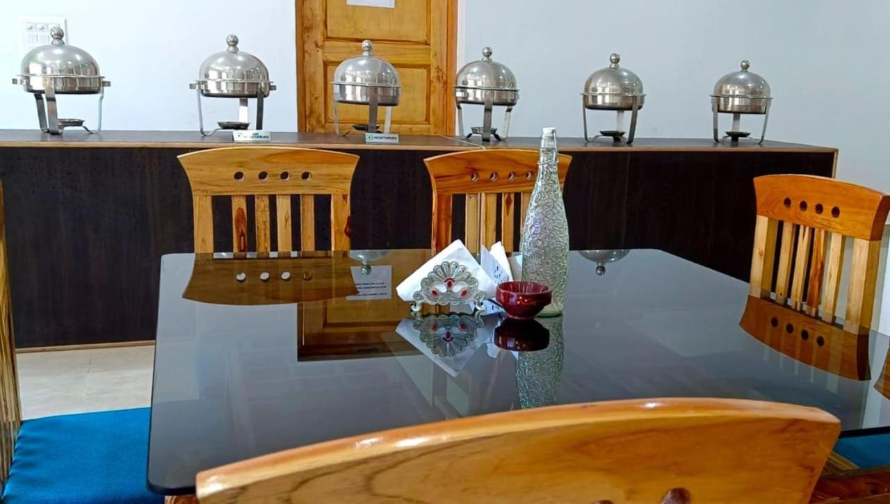 Ladakh Kingdom, Leh Hotel ภายนอก รูปภาพ