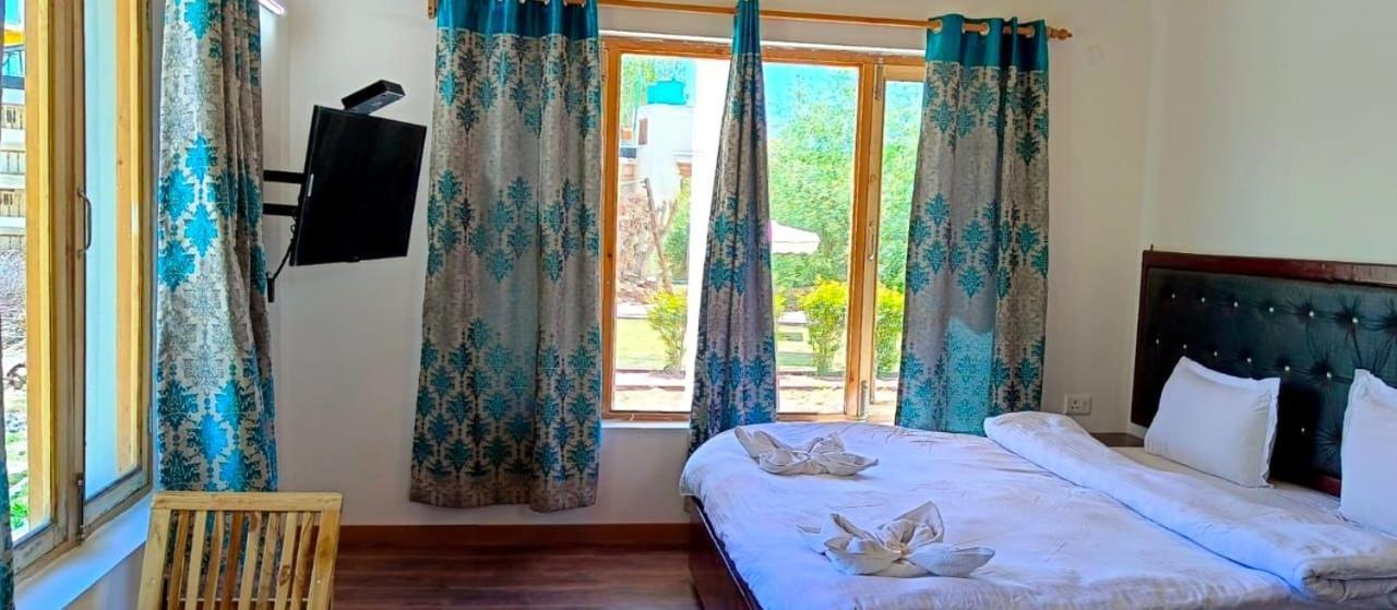 Ladakh Kingdom, Leh Hotel ภายนอก รูปภาพ