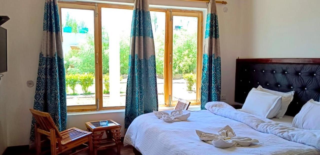 Ladakh Kingdom, Leh Hotel ภายนอก รูปภาพ